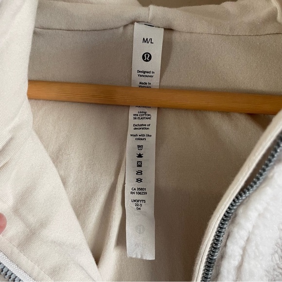 Lululemon Scuba Sherpa Half Zip Hoodie Cream Bone Size M/L - Picture 9 of 9